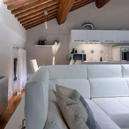 Eleganza Fronte Castello Estense Appartement