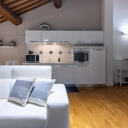 Appartement Eleganza Fronte Castello Estense